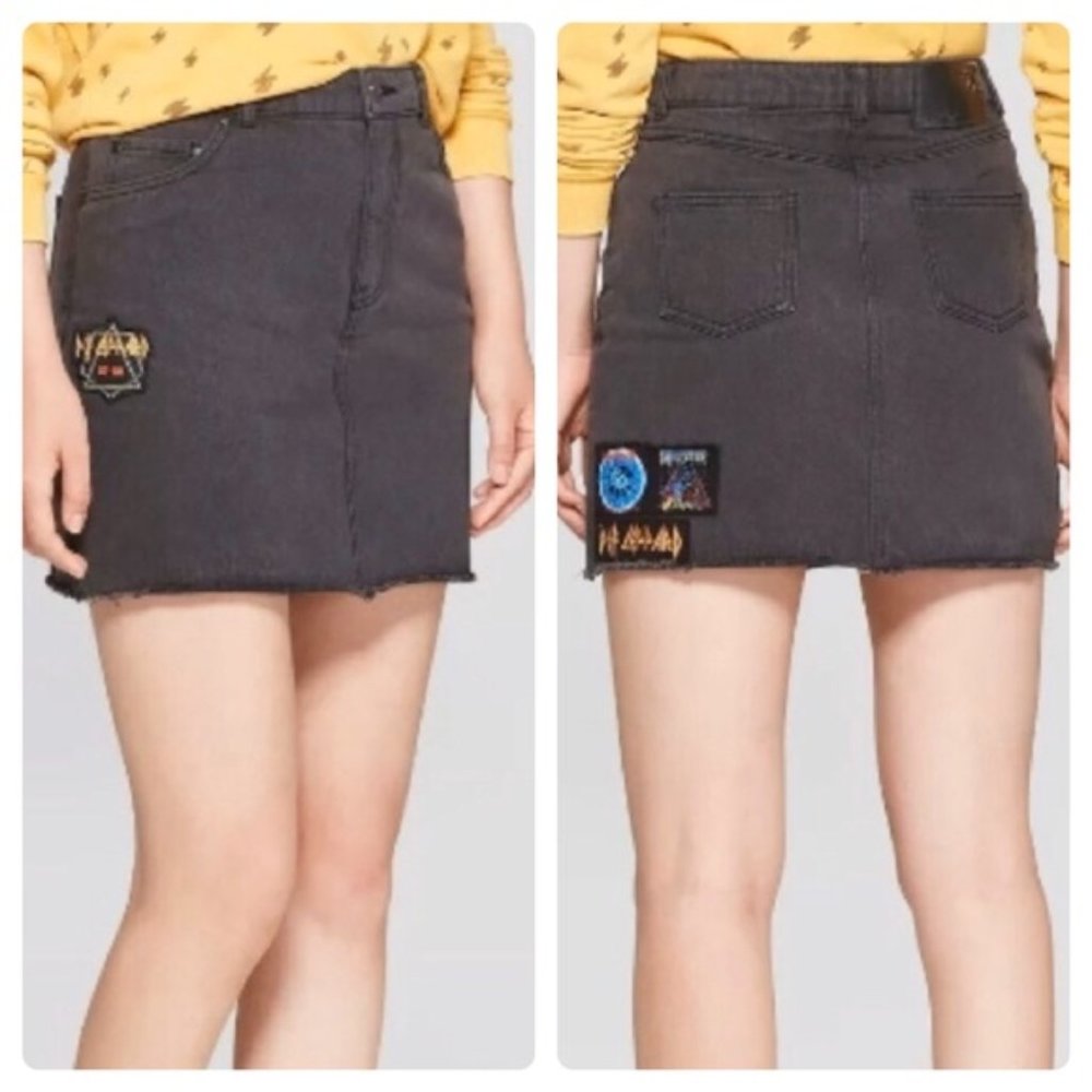 NWOT Junk Food Def Leppard Patch Denim Skirt